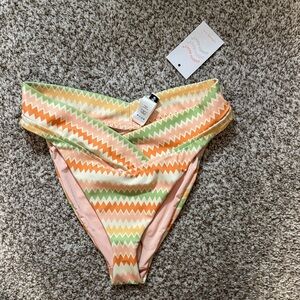 Dippin' Daisy's High Waisted Retro Bottoms NWT and hygienic liner